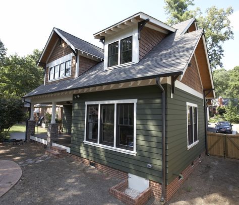 Craftsman style home with James Hardie Artisan siding in Mountain Sage Green Siding, Exterior House Siding, Lake Houses Exterior, Exterior House Color, James Hardie, Cabin Exterior, Craftsman Exterior, Cottage Exterior, Craftsman Style Home