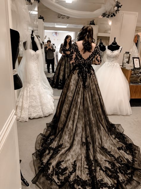 White Dress With Black Lace Wedding, Evil Bride Dress, Nude Wedding Dress With Black Lace, Black Wedding Dresses Trumpet, White Dress Black Lace Wedding, Black Lace Long Sleeve Wedding Dress, Goth Wedding Dresses Fairy, Goth Cottagecore Wedding Dress, Simple Black Wedding Dress Lace