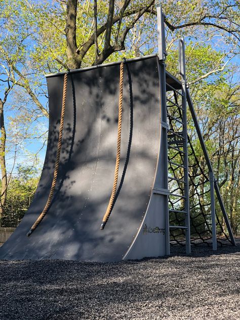 Outdoor Obstacle Course, Marine Training, Functional Strength Training, Ninja Warrior Gym, Homemade Gym, Obstacle Course Training, Backyard Obstacle Course, Warped Wall, Gym Design Interior