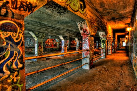 Krog St. tunnel graffiti shot by AJ Brustein. Atlanta Photography Locations, Orange Lighting, Places To Take Pictures, Atlanta Travel, Best Places To Propose, Atlanta Beltline, Visit Atlanta, Atlanta Botanical Garden, Piedmont Park