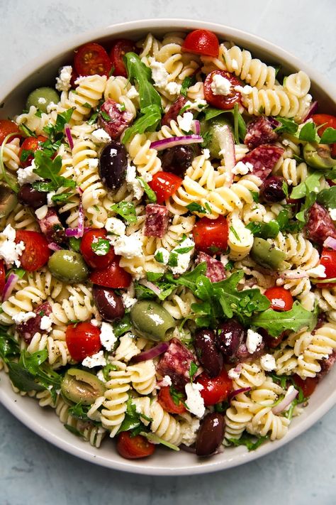 Antipasto Pasta Salad, Antipasto Pasta, Salad Caprese, Salad Coleslaw, Mediterranean Pasta Salad, Vegetarian Pasta Salad, Feta Pasta Salad, Salad Quinoa, Mediterranean Pasta Salads