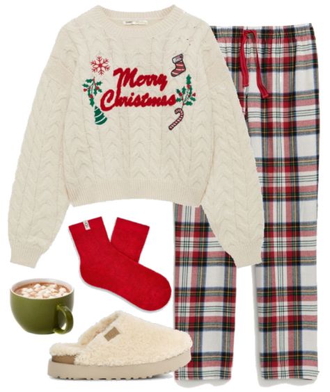 Cute Winter Pjs Women, Pjs Outfits Christmas, Cozy Christmas Outfit Aesthetic, Cozy Christmas Morning Outfit, Christmas Outfits Pajamas, Cute Christmas Pjs For Women, Christmas Chill Outfit, Christmas Pajama Outfit Ideas, Christmas Outfit Pajamas