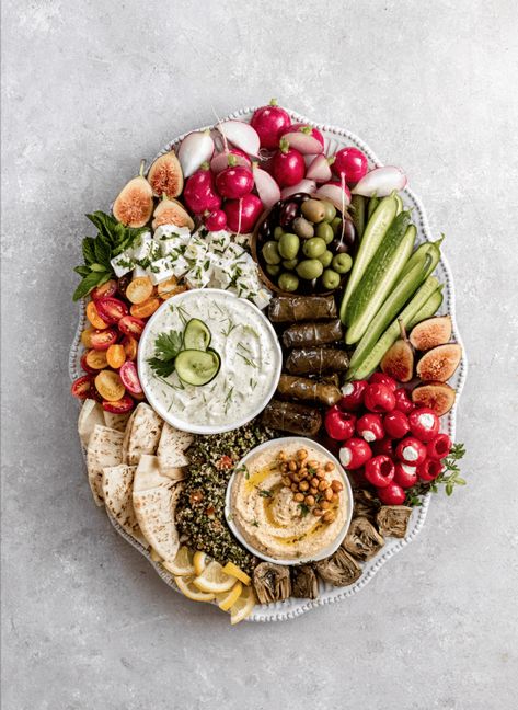 Mediterranean Charcuterie Board, Mediterranean Charcuterie, Mezze Board, Healthy Charcuterie, Mediterranean Platter, Mediterranean Mezze, Mediterranean Platters, Recipes For Appetizers, Mezze Platter