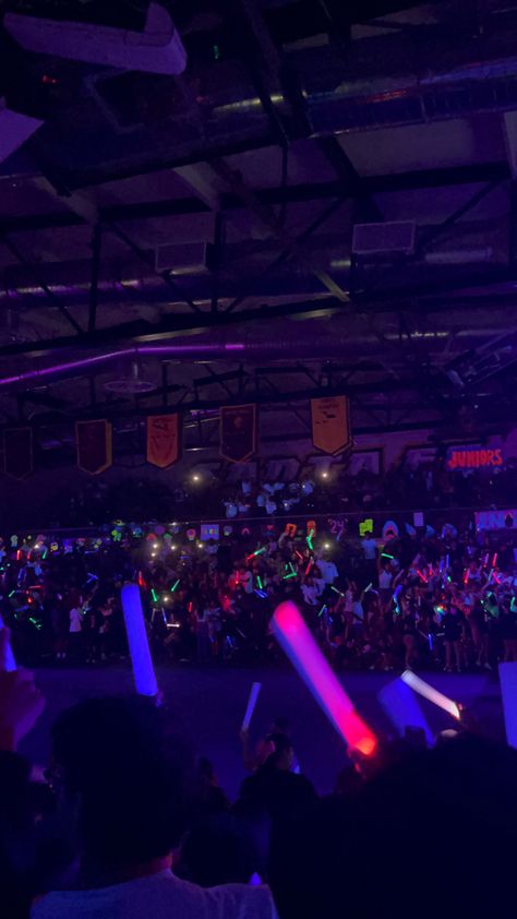 Neon Pep Rally Ideas, Glow Pep Rally Ideas, Homecoming Theme Ideas Dance, Stuco Event Ideas, Cheer Ideas High School, Asb Ideas Activities, Senior Events High School, Pep Rally Aesthetic, School Event Aesthetic