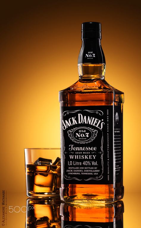 Whiskey Bottle Photography, Jack Daniels Drinks, Wine Bottle Photography, Bottle Photography, Jack Daniel's Tennessee Whiskey, Jack Daniels Distillery, Whiskey Brands, Packaging Label Design, Alcohol Packaging