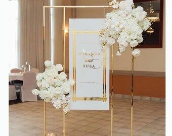 Wedding Arch Square, Backdrop Balloon, Balloon Stand, Welcome Flowers, Metal Wedding Arch, Gold Wedding Colors, Arch Backdrop, Balloon Stands, Flower Display