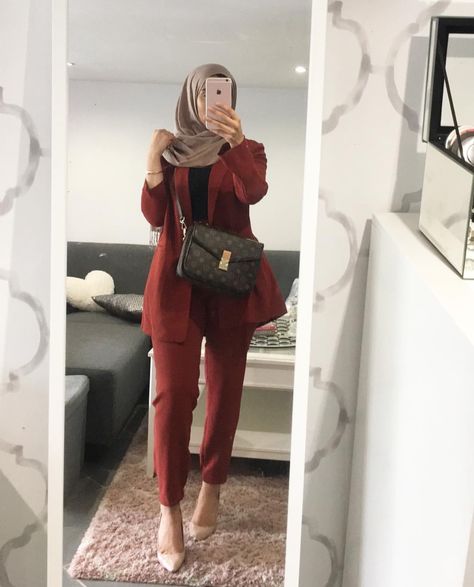 inspirationofahijabi Estilo Hijab, Stile Hijab, Street Hijab Fashion, Hijab Fashionista, Mode Turban, Modest Fashion Hijab, Hijab Style Casual, Hijabi Fashion Casual, Hijabi Outfits Casual