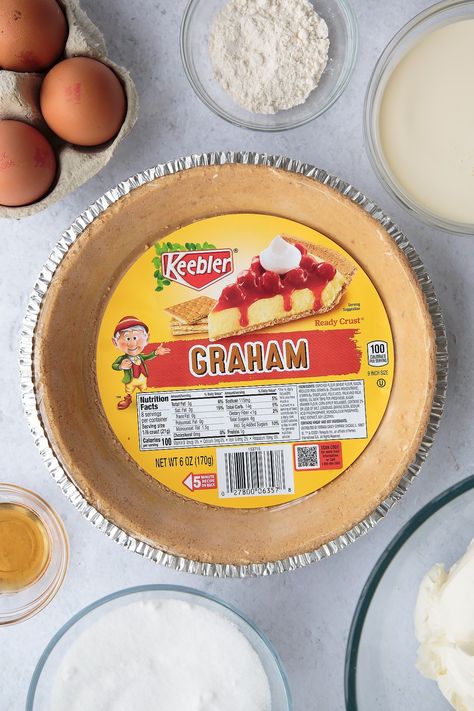 Cheesecake In Graham Cracker Pie Crust, Cheesecake Recipes Premade Crust, Graham Cracker Cheesecake Recipes, Cheesecake Recipe With Premade Crust, Keebler Cheesecake Recipe, Cheesecake Crust Recipe, Low Calorie Cheesecake, Graham Cracker Crust Cheesecake, Quick Cheesecake