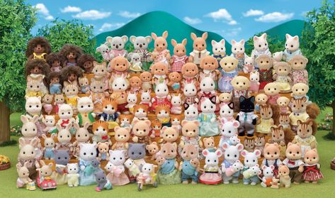 Sylvanian Families House, Critters 3, Calico Critters Families, Sylvanian Family, Calico Critters, Little Critter, Family Set, Sylvanian Families, Animal Figures