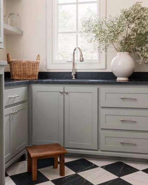 Colors To Pair With Black, Black Granite Kitchen Countertops, Blue Painted Cabinets, Dark Granite Countertops, Black Granite Kitchen, Bathroom Cabinet Colors, Granite Bathroom Countertops, Black Kitchen Countertops, Kitchen Cabinet Color Ideas