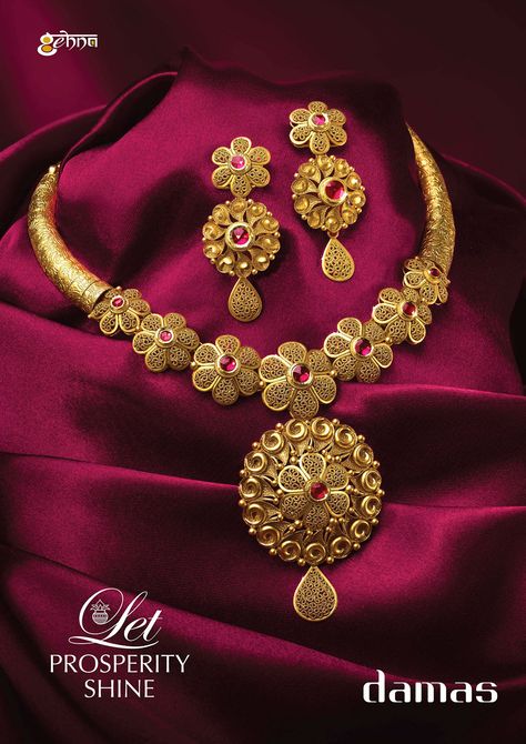 Damas Campaign on Behance Gold Jewels Design, Antique Necklaces Design, New Gold Jewellery Designs, Antique Gold Jewelry Indian, Fancy Jewelry Necklace, Modern Gold Jewelry, Antique Jewellery Designs, Gold Bridal Jewellery Sets, Jewelry Set Design