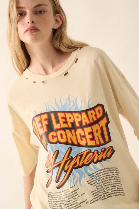 Def Leppard Concert, Distressed Graphic Tee, Def Leppard Hysteria, South Usa, Text Print, Blue Flames, Def Leppard, Vintage Canvas, Shirt Outfit