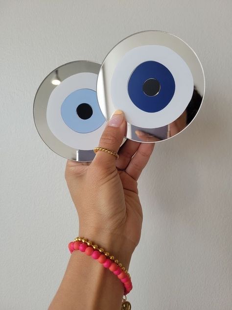 Evil Eye Popsocket, Diy Evil Eye Decor, Evil Eye Craft, Costers Diy, Evil Eye Room Decor, Evil Eye Room, Evil Eye Mirror, Evil Eye Coasters, Eyes Decoration