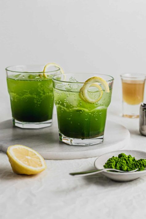 Matcha Cocktail, Cocktails Made With Gin, Yuzu Citrus, Vodka Tonic, Ceremonial Matcha, Blue Bottle Coffee, Matcha Drink, Matcha Recipe, Sparkling Drinks