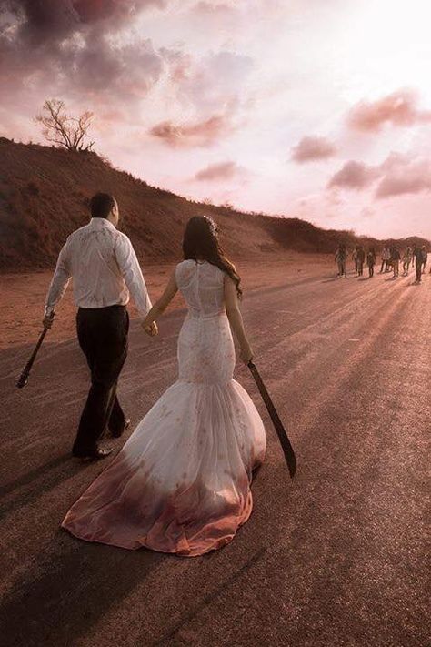 Zombie Apocalypse Engagement Photos Horror Wedding, Zombie Wedding, Punk Wedding, I'm Single, Halloween Themed Wedding, Geek Wedding, Halloween Photography, Goth Wedding, Dark Wedding