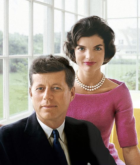 Jfk And Jackie, Harry Benson, La Confidential, First Ladies, Jfk Jr, John Fitzgerald, Famous Couples, Jackie O, American Presidents