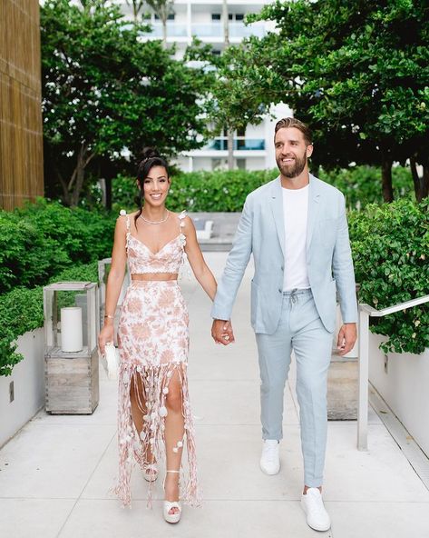 Welcome Party Outfit, Beach Welcome Party, Beach Wedding Rehearsal Dinner, Groomsmen Attire Beach Wedding, Rehearsal Dinner Outfits, Welcome Party, Guest Attire, Wedding Attire Guest, Wedding Rehearsal Dinner