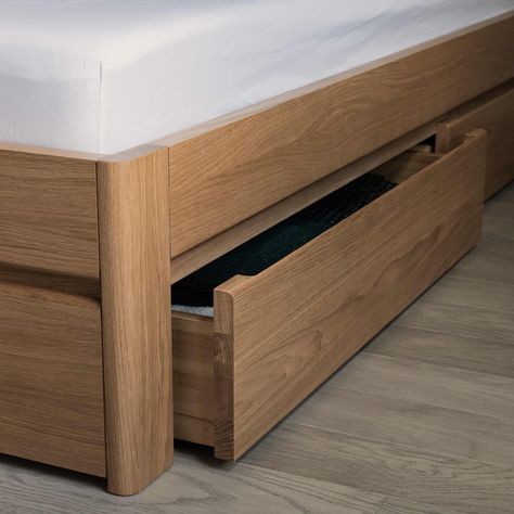 Our sustainable solid oak and walnut Cassa Bed with meticulous craftsmanship and contemporary design will bring a modern touch to your bedroom. #SustainableLiving #moderndesign . . . #interiordesign #woodfurniture #contemporaryfurniture #InteriorDesign #scandinaviandesign #midcenturymodern #mossdesignus #modernfurniture #midcenturymoderndesign #contemporaryhome #appartmentliving #ScandinavianHome #furnituredesign #homeinspiration #bed #bedframe #bedroom #storagebed #oakfurniture #cozyhome #... Moss Design, Minimalist Bed Frame, Oak Bed Frame, Oak And Walnut, Minimalist Bed, Under Bed Drawers, Modern Bed Frame, Bed With Drawers, Bed Slats