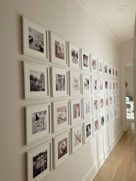 Giant Family Gallery Wall - A Beautiful Mess Family Photo Displays, Family Picture Wall Ideas, Family Picture Wall, Picture Wall Ideas, Family Pictures On Wall, Family Gallery Wall, Big Family Photos, Large Gallery Wall, Family Photo Wall