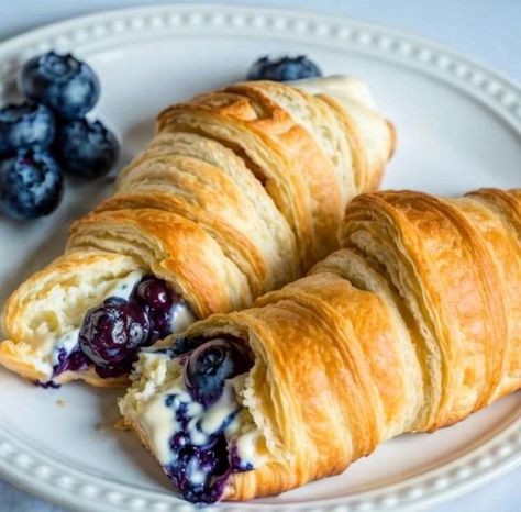 Blueberry Cheesecake Swirl Rolls – Naomi's Recipes Blueberry Cheesecake Swirl Rolls, Cream Cheese Crescent Rolls, Crescent Dough, Crescent Roll Dough, Elegant Desserts, Flaky Crust, Blueberry Cheesecake, Breakfast Options, Frozen Blueberries