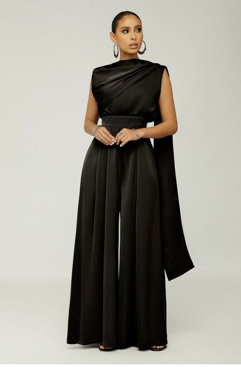 Black Tie Event Outfit Ideas Women, Elegant Pants Suits Wedding, Women Black Tie Event Outfit, Plus Size Black Tie Event Dresses, Wide Leg Jumpsuit Formal, Elegant Evening Jumpsuits, Bridesmaid Jumpsuit, Formal Jumpsuits, Bridesmaids Outfits