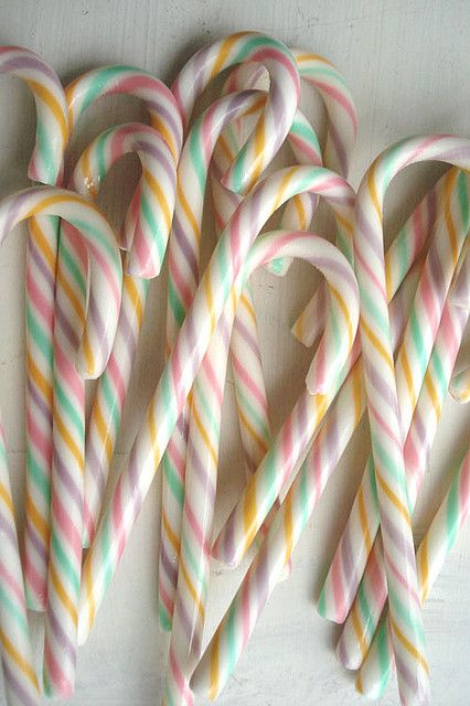 Colorful and classic candy canes, I'll accept them all! <3 Love to see them hanging on the tree and peeking out of mugs! Deco Pastel, Pastel Candy, Classic Candy, Christmas Guide, Colorful Candy, Candy Store, Candy Shop, Sweet Candy, Candy Canes