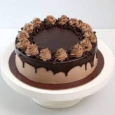 Choco Chips Cake, Milk Chocolate Cake, Midnight Cake, Bread Chocolate, Chocolate Birthday Cake, Chocolate Shapes, Online Chocolate, Chocolate Cake Designs, Chocolate Garnishes