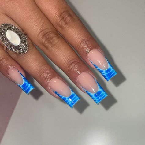 Blue Design Nails Short, Blue Croc Print Acrylic Nails, Croc Frenchies Nails, Nail Croc Design, Crocodile Nails French Tip Blue, Short Croc Nail Design, Festival Nails Blue, Blue Alligator Nails, Crocodile Print Nails Acrylic