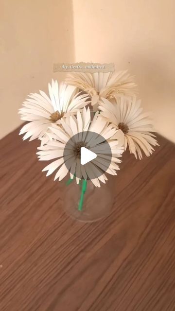 Crafts Unlimited on Instagram: "Great idea to decor your room 😍🥀
#diy #craft #crafts #DIY #Crafting#handmade #diyprojects #craftideas #creativecrafts #homemade #Crafty
#upcycling #doityourself #craftersofinstagram #handmadewithlove #craftylife #diycrafts #recyclecrafts #viral #trending #imstagood #instagram" Handmade Paper Flower, Homemade Flowers Diy, Homemade Diy Crafts Room Decor, Rose Paper Craft, Homemade Room Decor, Flower Making Crafts, Homemade Flowers, Halloween Diy Paper, Indoor Crafts