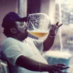 My man keeps it real with a fishbowl of beer. That should quench the thirst for a bit... Sup Girl, It's Friday, Drink Up, Like A Boss, Bones Funny, My Vibe, Funny Photos, Make Me Smile, I Laughed