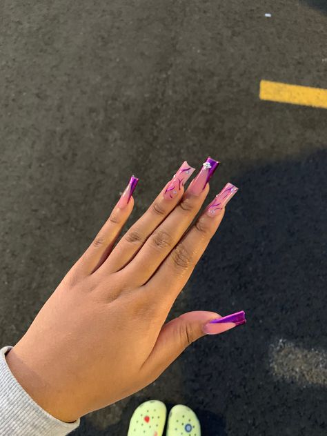 Nail Ideas Acrylic Purple, Shorties Nails Summer Colors, Short Purple Acrylic Nails, Simple Baddie Nails, Purple Nails Acrylic, Baddie Nail Designs, Acrylic Nails Yellow, Purple Acrylic Nails, Acrylic Toe Nails