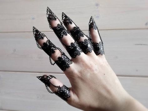 Gothic Wedding Jewelry, Finger Claws, Hand Armor, Claw Rings, Nail Rings, Metal Glove, Black Fingers, Vampire Jewelry, Black Claws