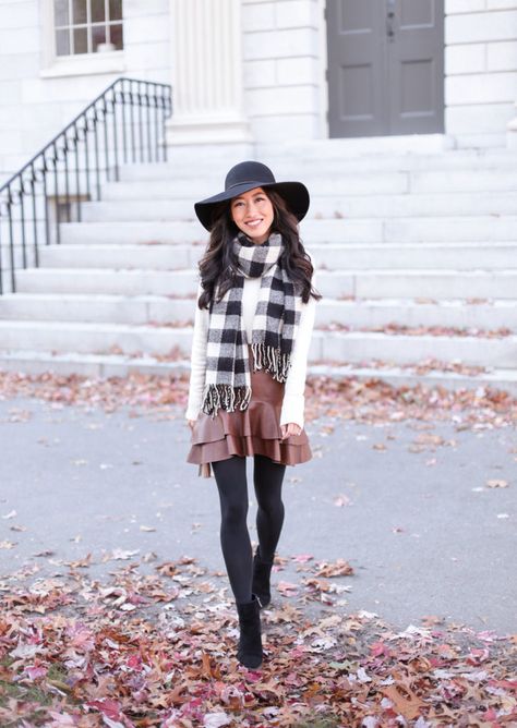 leather skirt buffalo check scarf cute winter outfit ideas Outfits With Plaid Skirts, Leather Skirt Outfits, Outfits Extra, Aesthetic Skirts, Fall Outfits With Hats, Boots Skirt, Cute Winter Outfit, Winter Outfits Ideas, Scarf Sweater