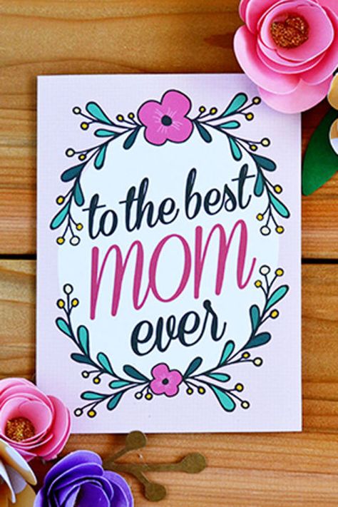 To the Best Mom Ever: Perfect for the mom who loves pink, this pretty and colorful option stands out from the rest. Get the printable at Minted Strawberry. Click through to find more free printable Mother's Day cards. Mothers Day Cards Printable, Free Mothers Day Cards, Mom Inspo, Mother's Day Printables, Diy Mother's Day Crafts, Mother's Day Gift Card, Birthday Card Drawing, Diy Gifts For Mom, Free Printable Cards