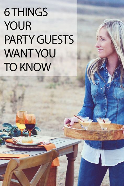 How to host a party Hosting Christmas Party In Small Space, Party Hosting Essentials, Hostess Tips, Hosting Christmas Party, Planning A Party, Hosting A Party, Pie Party, Party Hosting, Hosting Essentials