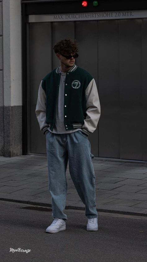 Vintage Streetwear Men Outfits, Vintage Streetwear Men, Baseball Jacket Outfit, Sporty Outfits Men, Jeans Outfit Men, Trendy Boy Outfits, Mens Trendy Outfits, Street Style Outfits Men, Men Stylish Dress