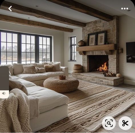 Living Room Sectional Fireplace, Spanish Mediterranean Interior Design, Earthy Organic Living Room, Dark Beams Living Room, Large Living Room Designs, Salon Farmhouse, Farm Living Room, Sunroom Makeover, Modern Rustic Living Room