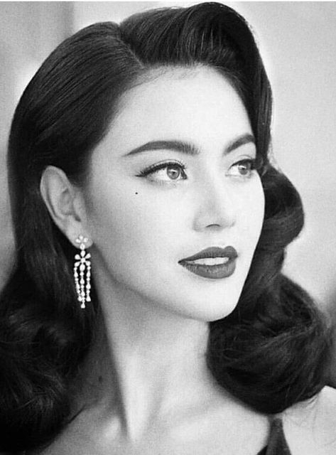 40s Hairstyles, 1950s Hairstyles, 50s Hairstyles, Hollywood Hair, Retro Hairstyles, Hair Reference, Wedding Hair And Makeup, Aesthetic Hair, Vintage Hairstyles