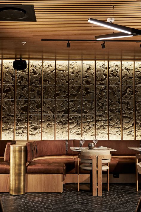 Timber Wall Cladding, Restaurant Interior Design Ideas, Asian Restaurant Design, Start A Restaurant, Rock And Roll Aesthetic, Asian Fusion Restaurant, Bar Lounge Design, Resturant Design, Fusion Restaurant