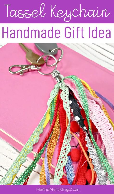 DIY Tassel Keychain Handmade Gift Idea DIY Tassel Keyring Tutorial to Make Using Pieces of Ribbon, Trim and Fabric Scraps - Creates great easy to make gifts for friends #diy #tassel #handmadegiftidea Fabric Scrap Keychain, Ribbon Embellishments Diy, Tassel Keychain Diy How To Make, How To Make Tassel Keychain, Diy Ribbon Tassel Keychain, Boho Keychain Diy Tutorial, Diy Tassel Keychain Tutorials, Fabric Tassels Diy, Easy Diy Keychains To Sell