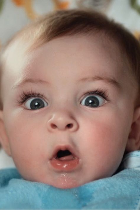 Funny Faces Pictures, Funny Baby Faces, Funny Baby Pictures, Crib Rail Cover, Baby Eyes, Baby Faces, Baby Blog, Face Pictures, Funny Face