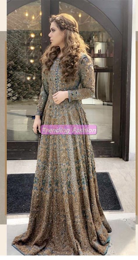 Pakistani women dresses