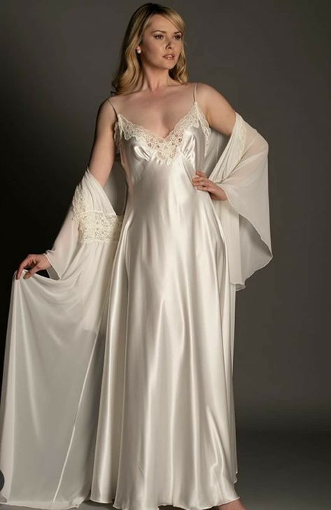 Long Nightgowns For Women, Nightgowns Aesthetic, Silk Negligee, Elegant Nightgown, Nighty Night Dress, Negligee Dress, Princess Nightgowns, Bridal Nightwear, Satin Nightie