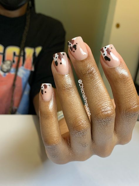 Easy Country Nail Ideas, Cowboy Print Nails, Fall Nails With Cow Print, Gel Western Nails, Clear Cow Print Nails, Medical Nails Designs, Cow Print Nails Diy, Cow Girl Nails Acrylic, Short Acrylic Nails Designs Cow Print