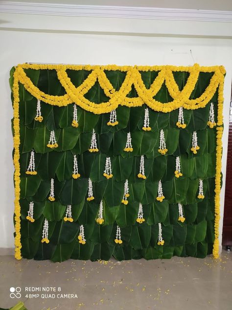 Simple Varamahalakshmi Background Decoration Ideas, Simple Varalakshmi Decoration, Valaigapu Decoration, Pooja Background Decoration Ideas, Nalugu Decoration Ideas At Home, Decoration For Mahalaxmi At Home, Haladi Shastra Decoration At Home, Mahalaxmi Background Decoration Ideas, Varalakshmi Background Decoration