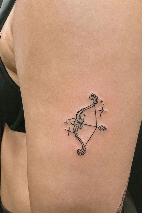 Looking for Sagittarius tattoo ideas for women?! These Sagittarius tattoos are SO good. Whether you. If you want unique, minimalist Sagittarius tattoos to get inspired, we've got you covered with some gorgeous zodiac tattoo ideas HERE Gemini Sagittarius Tattoo, Subtle Percy Jackson Tattoo, Sagittarius Minimalist Tattoo, Sagittarius Moon Tattoo, Minimalist Zodiac Tattoo, Pieces Tattoo Zodiac, Female Archer Tattoo, Zodiac Signs Tattoo Design, Sagittarius Tattoo Designs For Women