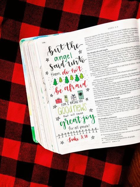 emmasbible Christmas Bible Study, Bible Journal Notebooks, Christmas Bible Verses, Cute Bibles, Bible Doodling, Bible Journaling Ideas Drawings, Bible Journal Notes, Christmas Bible, Inspire Bible Journaling