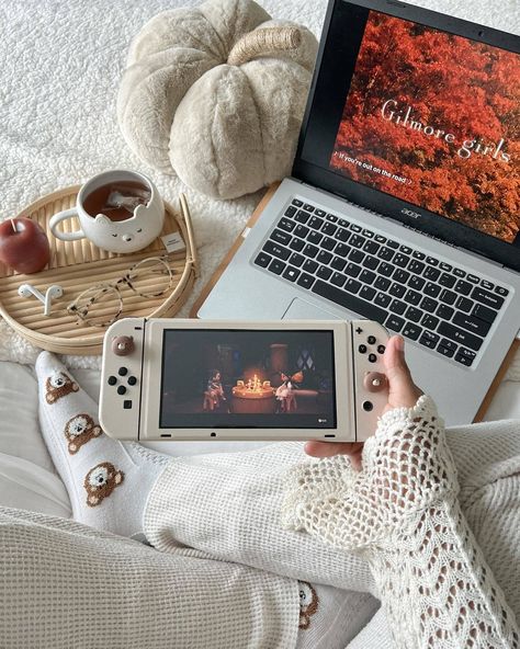 Cozy Tech Aesthetic, Cozy Gaming Nintendo Switch, Gaming Switch Aesthetic, Switch Gaming Aesthetic, Cozy Switch Setup, Wytchwood Nintendo, Cozy Hobby Aesthetic, Gaming Vision Board, Cozy Gaming Switch