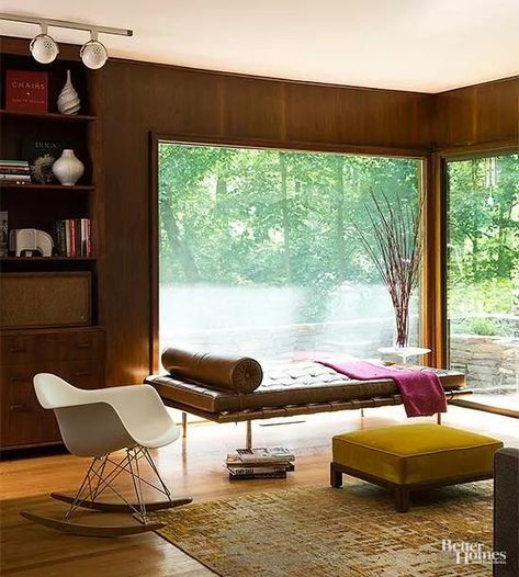 Barcelona Couch, Light Hardwood Floors, Modern Renovation, Midcentury Home, Van Der Rohe, Mies Van Der Rohe, New Home Designs, Mid Century Modern Furniture, Mid Century House