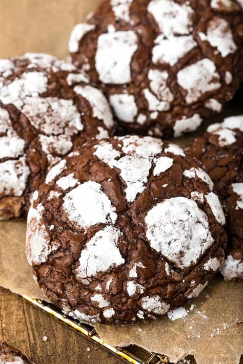 Brownie Cool Whip Cookies, Brownie Mix Crinkle Cookies, Brownie Mix Cool Whip Cookies, Cool Whip Brownie Cookies, Ghirardelli Brownie Mix Cookies, Ghiradelli Brownie Mix Recipes, Ghirardelli Brownie Mix Recipes, Chocolate Cookie Recipes Easy, Ghirardelli Brownie Mix